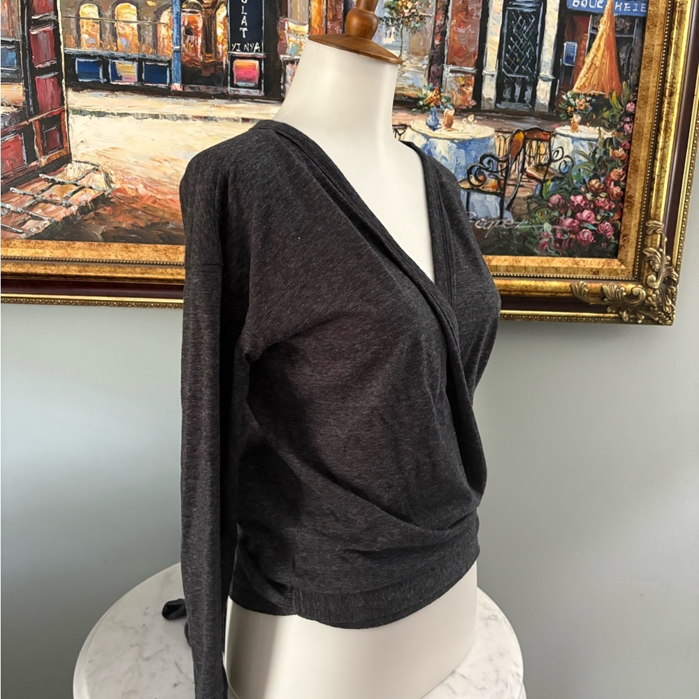 J. Crew Three-Quarter Sleeve Wrap Top in Washed Black Size XS - Picture 6 of 8